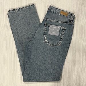 NWT - AG Alexxis Straight Leg High Rise Vintage Fit Jeans - Women’s Size 29